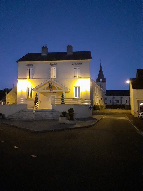 La mairie le soir